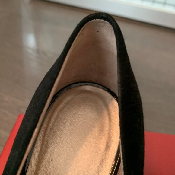SALVATORE FERRAGAMO POINTY SUEDE PUMPS SIZE 7 C - Picture 13 of 14